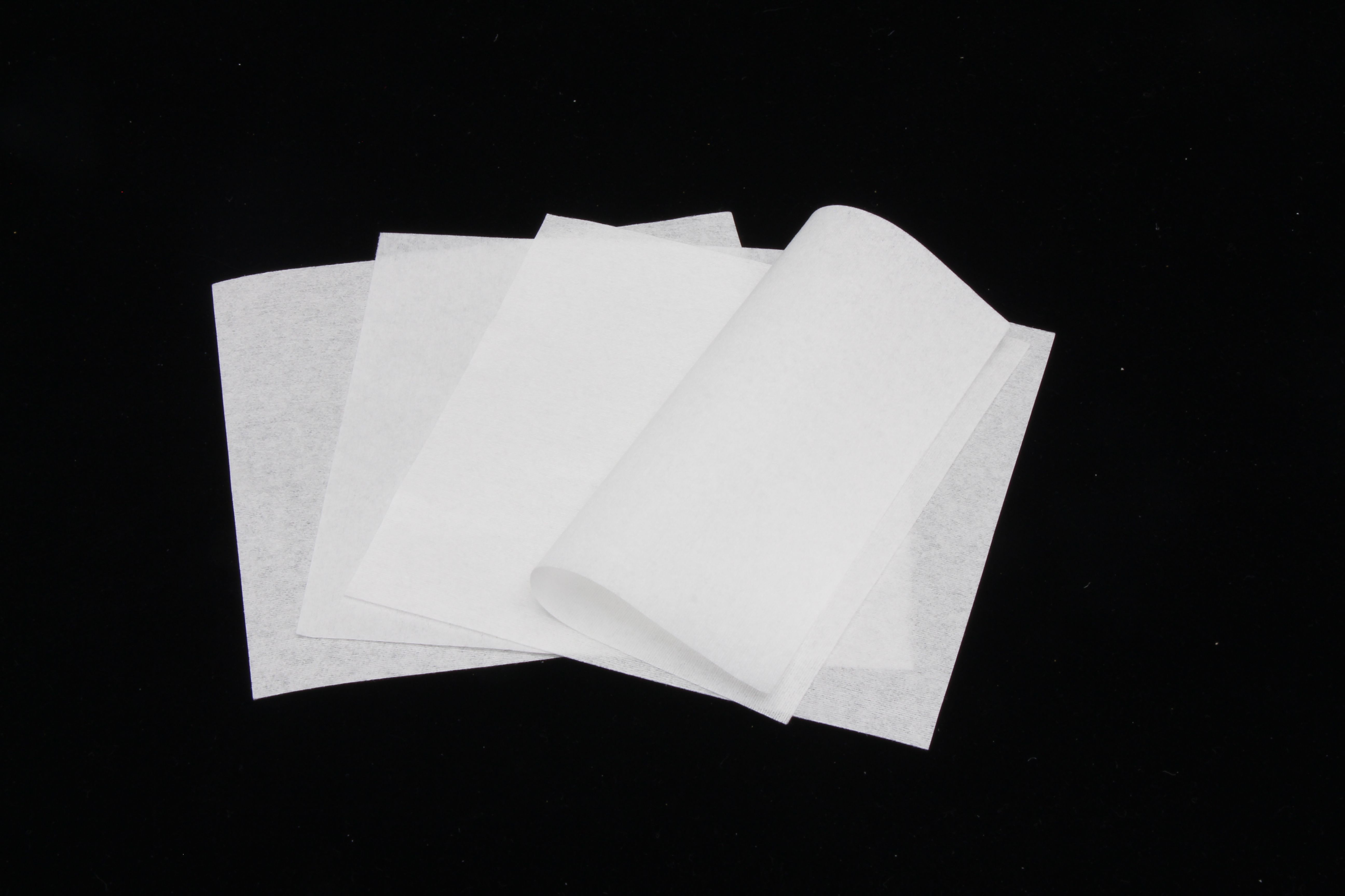 Skillnaden mellan non-woven våtservetter och vanligt papper